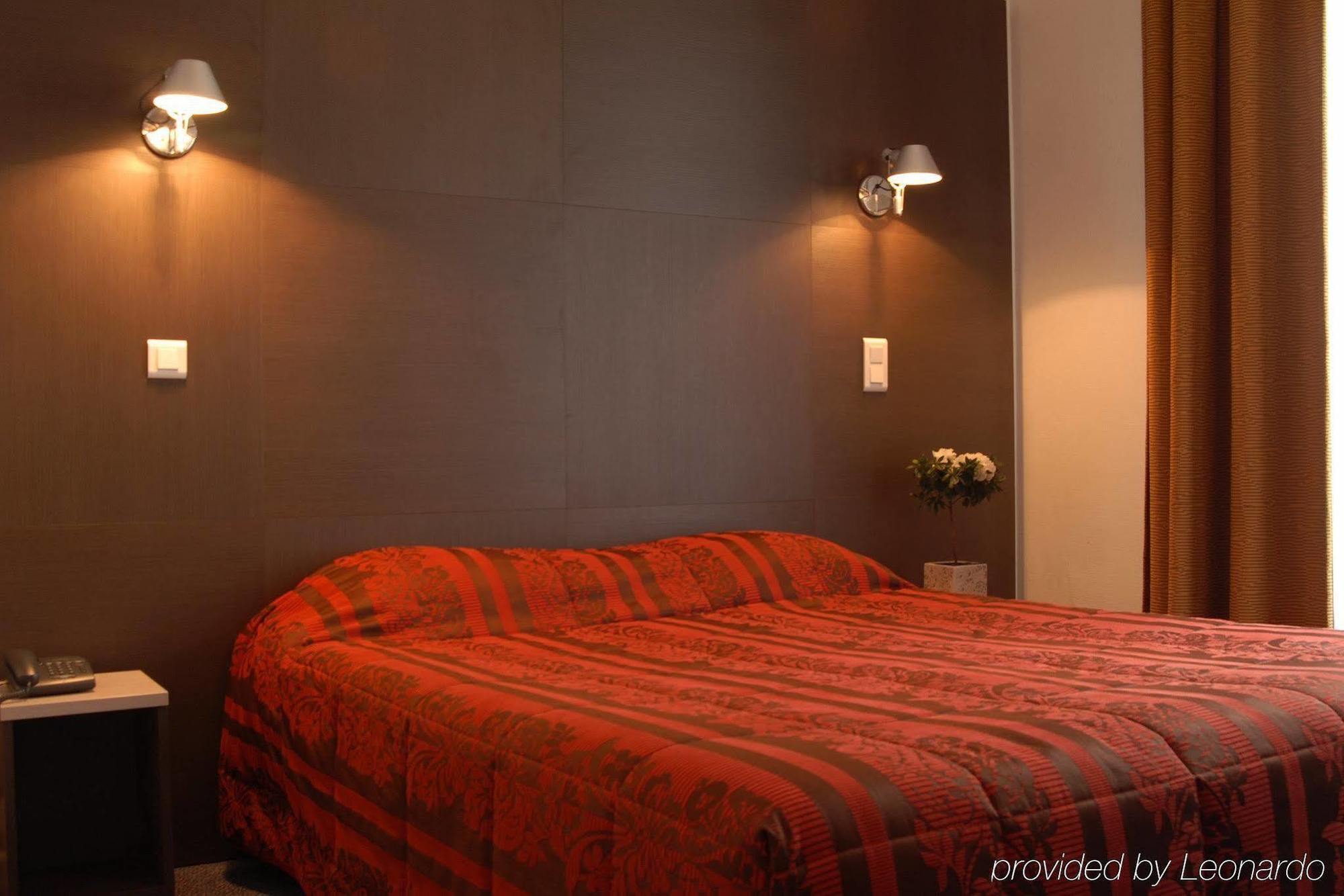 Hotel Astoria Нант Номер фото